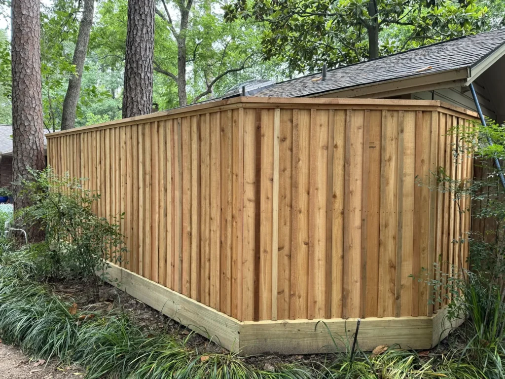 Fence Installation Company in Houston TX | Griffin Fence Board on Board