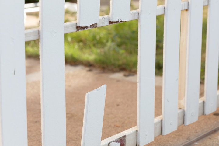 Broken Fence Panel Repair Houston, TX Tips Top Fence Installation Company In Houston TX | Griffin Fence